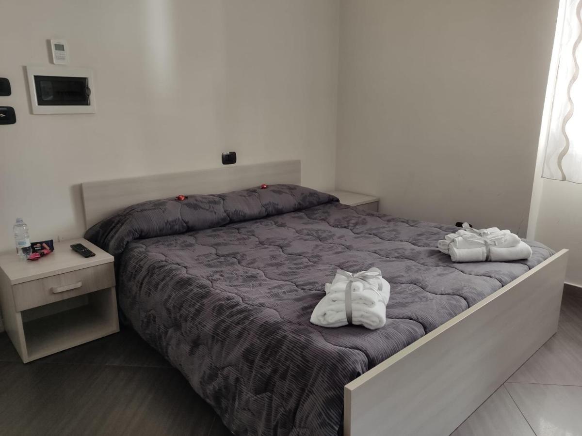 Civico 83 Bed & Breakfast Reggio Calabria Exterior photo