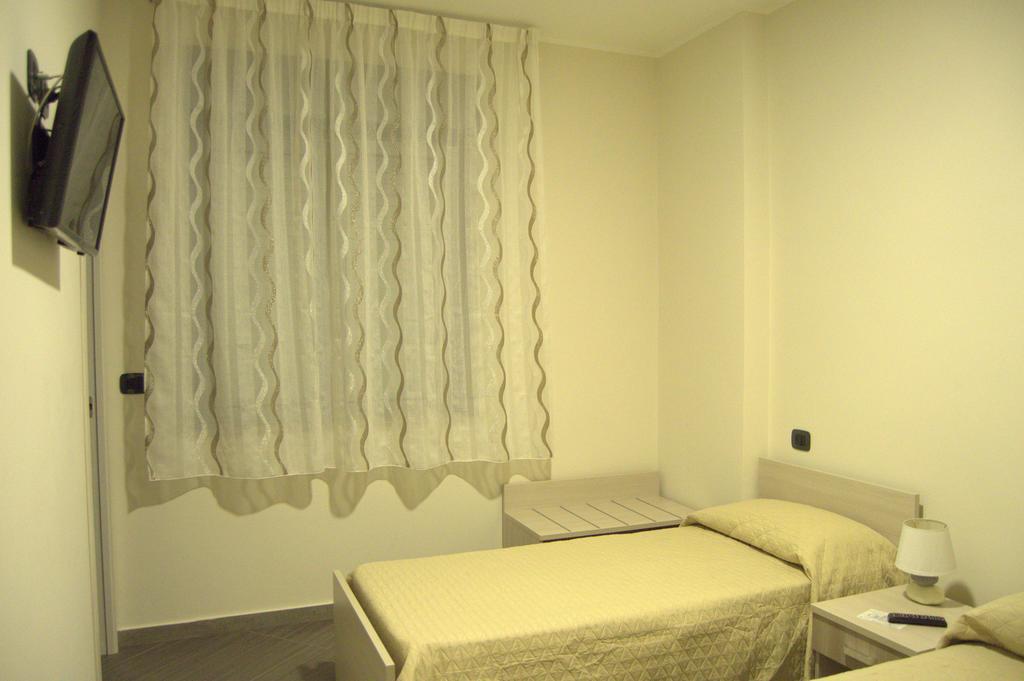 Civico 83 Bed & Breakfast Reggio Calabria Exterior photo